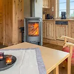 Holiday home Beautiful In Sjusjoen